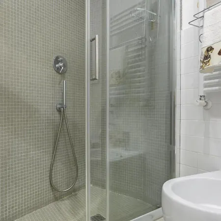 Apartment Delizioso Attico Con Terrazzo